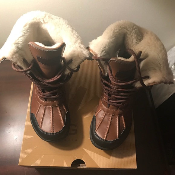 Boys Ugg snow boots